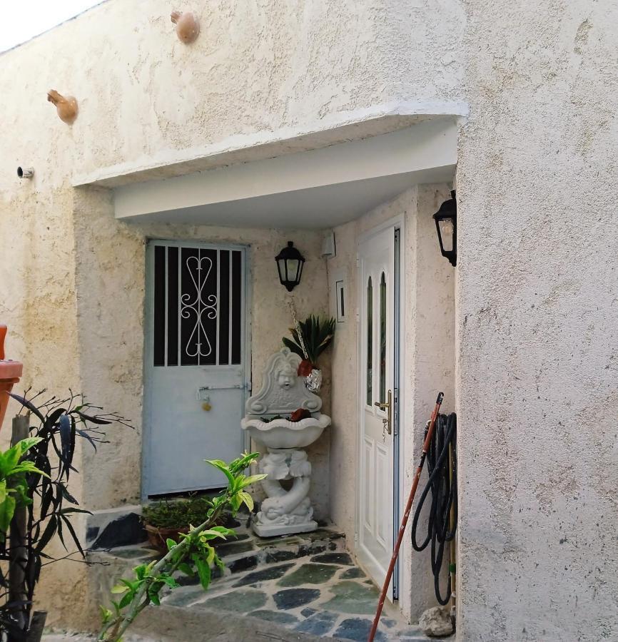 Παραδοσιακό Σπίτι Στο Χωριο Apartment Agioi Deka  ภายนอก รูปภาพ